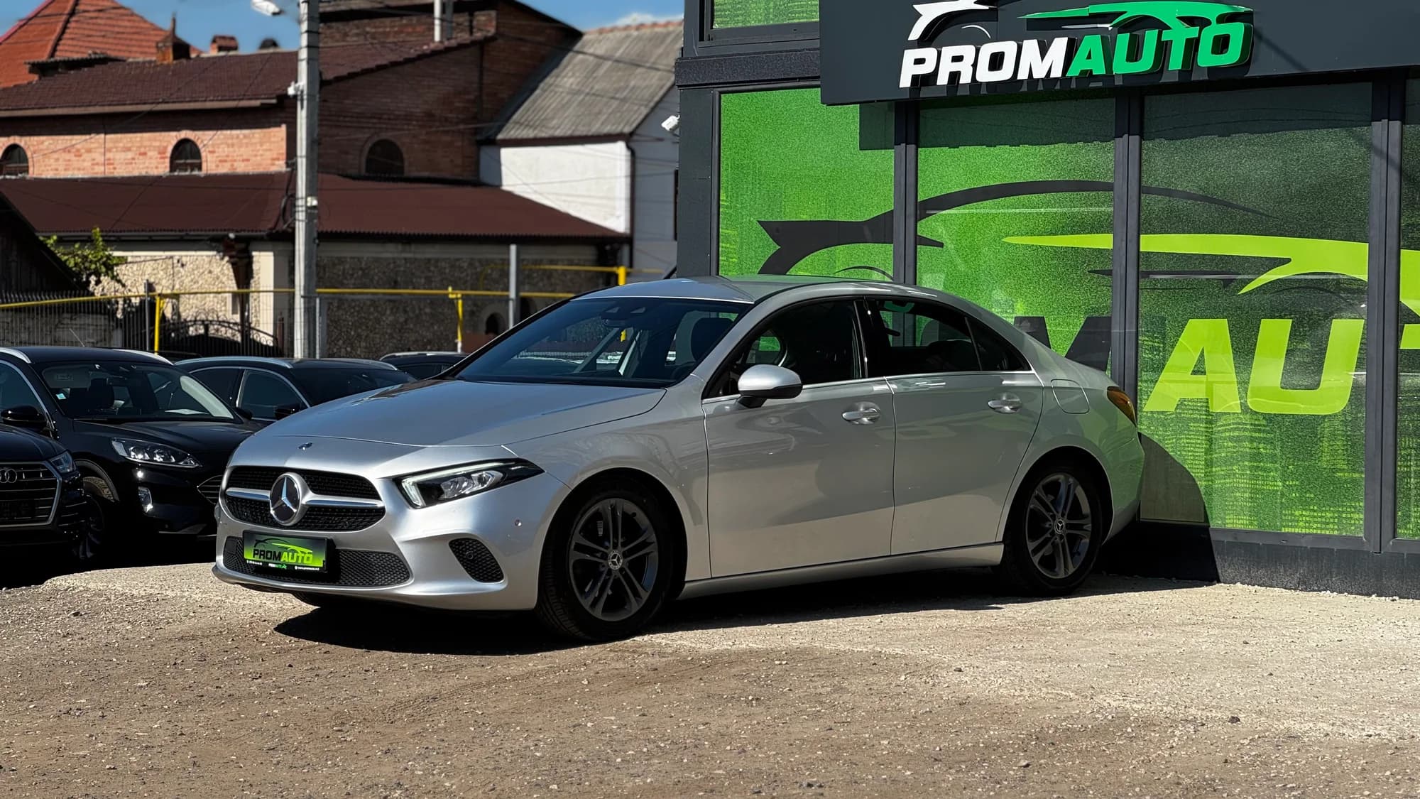 Mercedes-Benz A-Class — fotografie 1