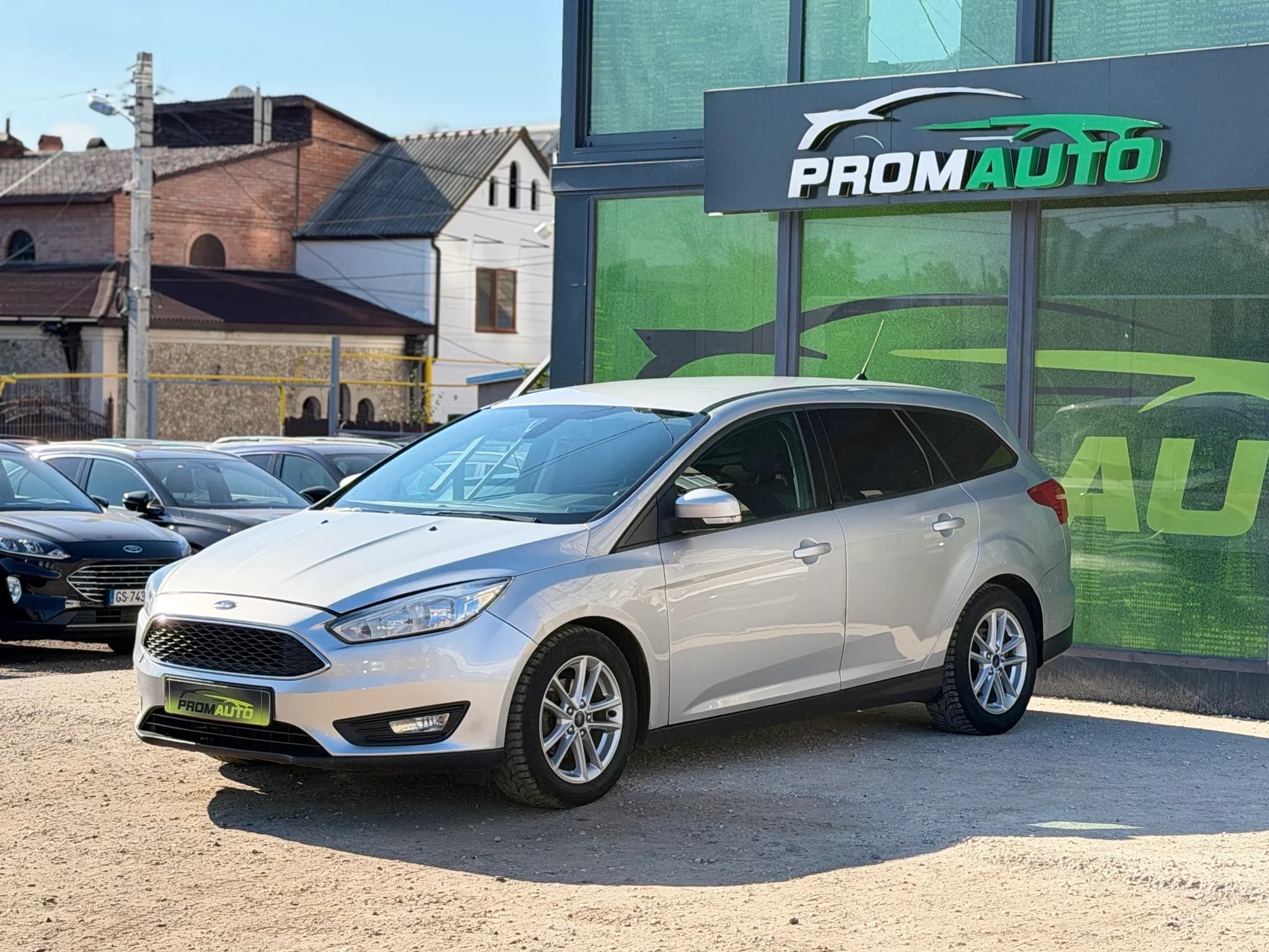Ford Focus — fotografie 1