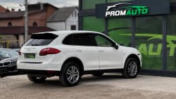 Porsche Cayenne — miniatura 4