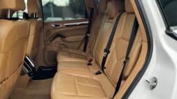 Porsche Cayenne — miniatura 8