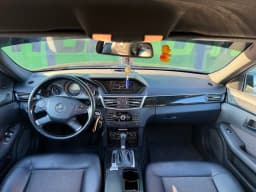 Mercedes-Benz E-Class — miniatura 7