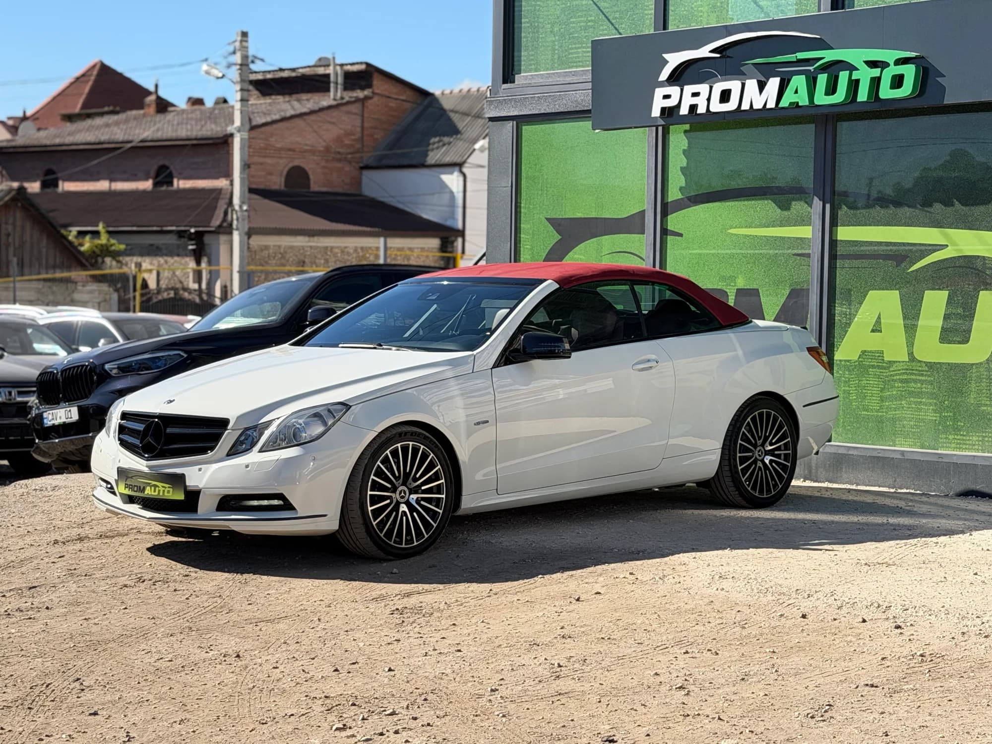 Mercedes-Benz E-Class — fotografie 1