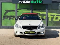 Mercedes-Benz E-Class — miniatura 2