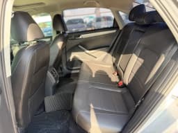 Volkswagen Passat — miniatura 10