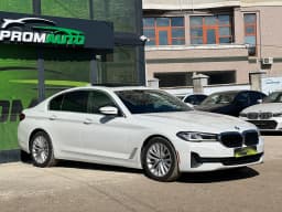 BMW 5 Series — miniatura 3