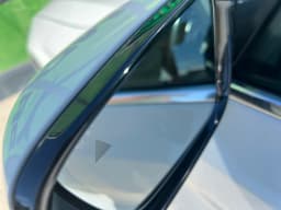 BMW 5 Series — miniatura 11
