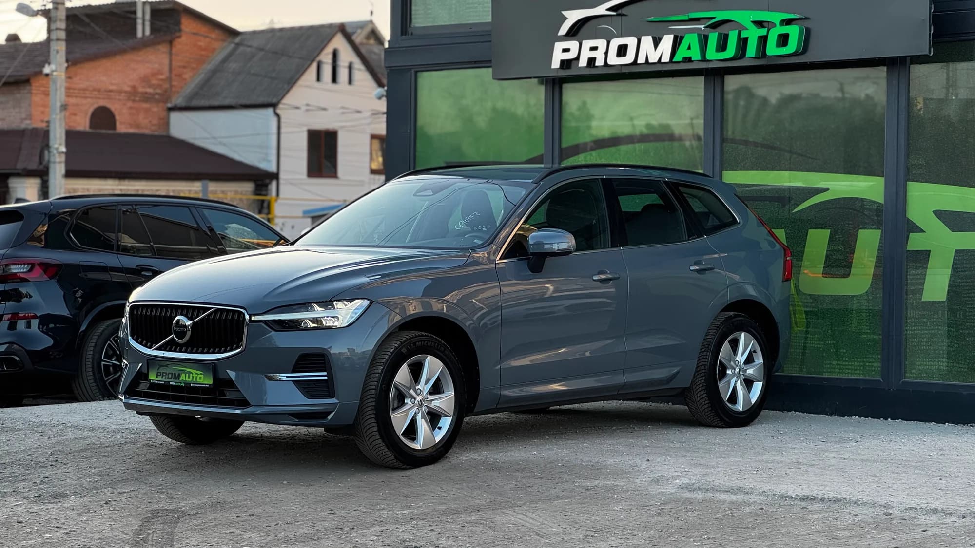Volvo XC60 — fotografie 1