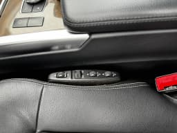 Mercedes-Benz E-Class — miniatura 13