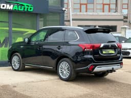 Mitsubishi Outlander — miniatura 6