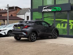 Toyota C-HR — miniatura 4