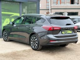 Ford Focus — miniatura 6