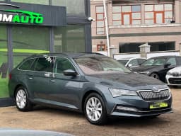 Skoda Superb — miniatura 3
