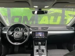 Skoda Superb — miniatura 9