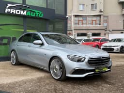 Mercedes-Benz E-Class — miniatura 3