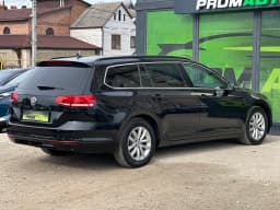 Volkswagen Passat — miniatura 4