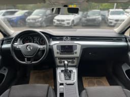 Volkswagen Passat — miniatura 9