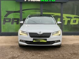 Skoda Superb — miniatura 2