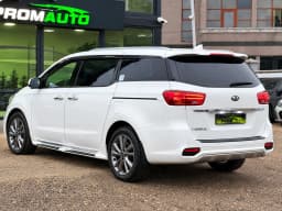 Kia Carnival — miniatura 6