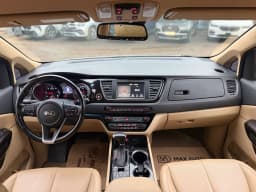Kia Carnival — miniatura 7