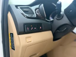 Kia Carnival — miniatura 18