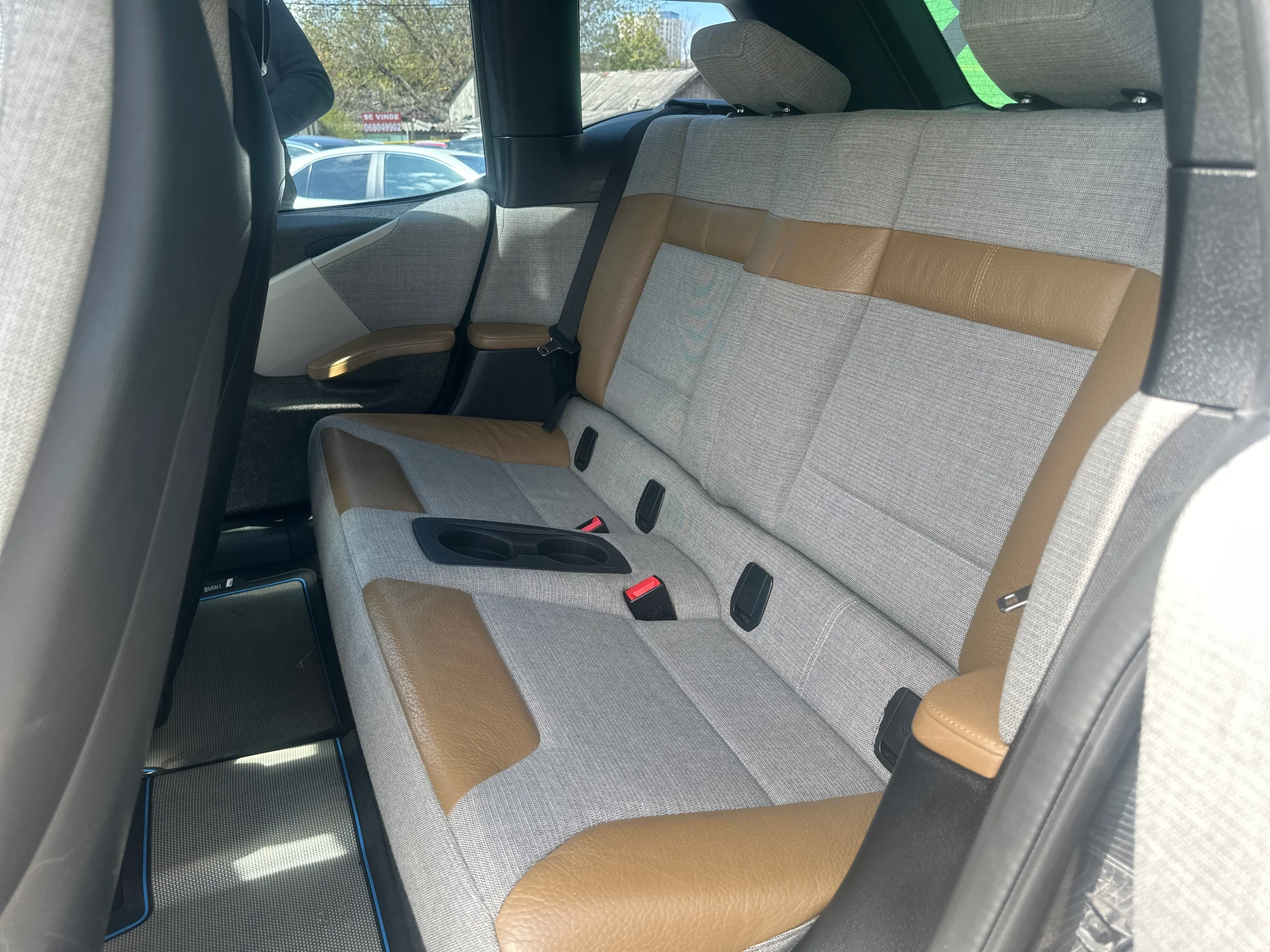 BMW I3