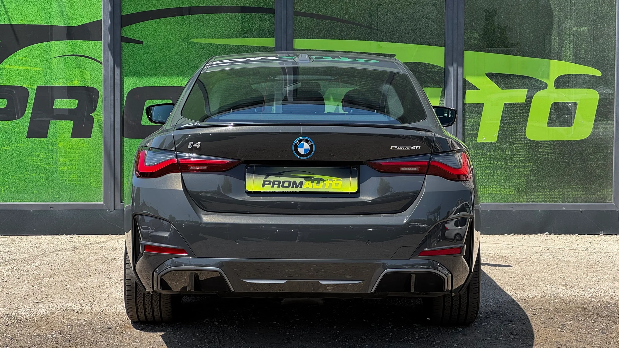 BMW I4