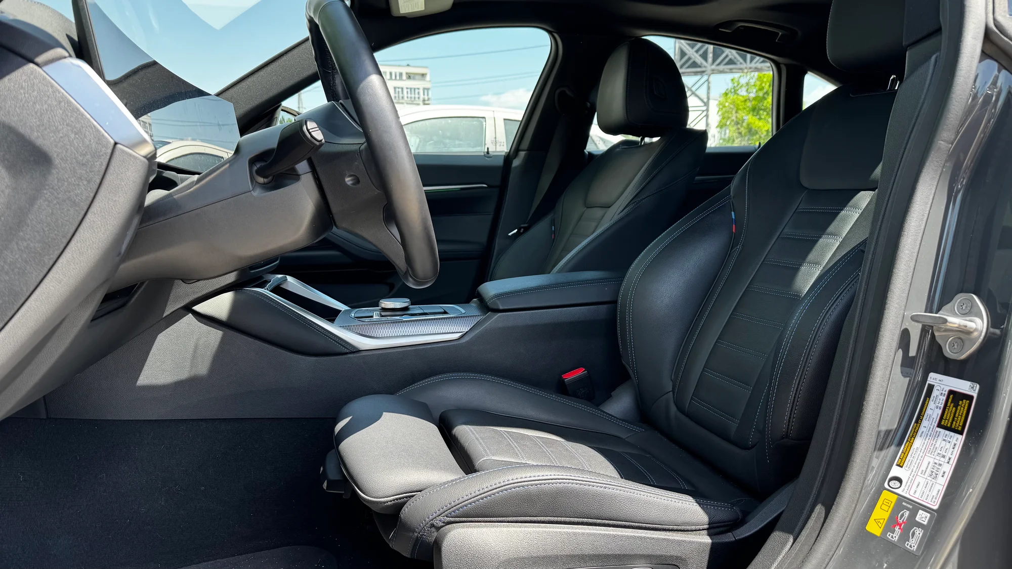 BMW I4