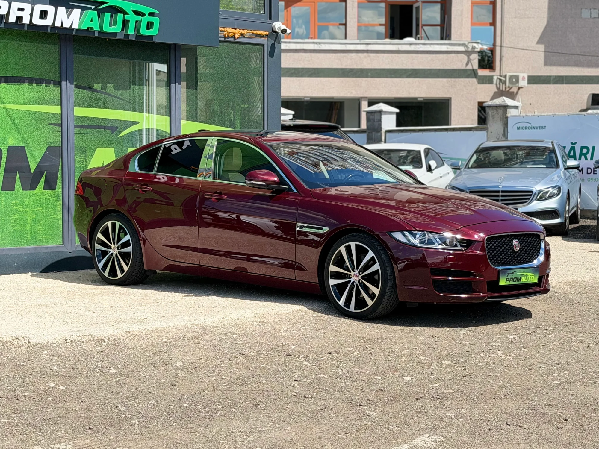 Jaguar XE