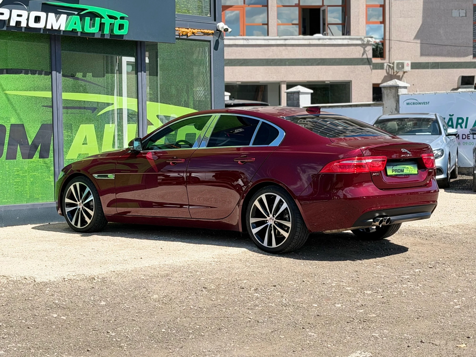 Jaguar XE