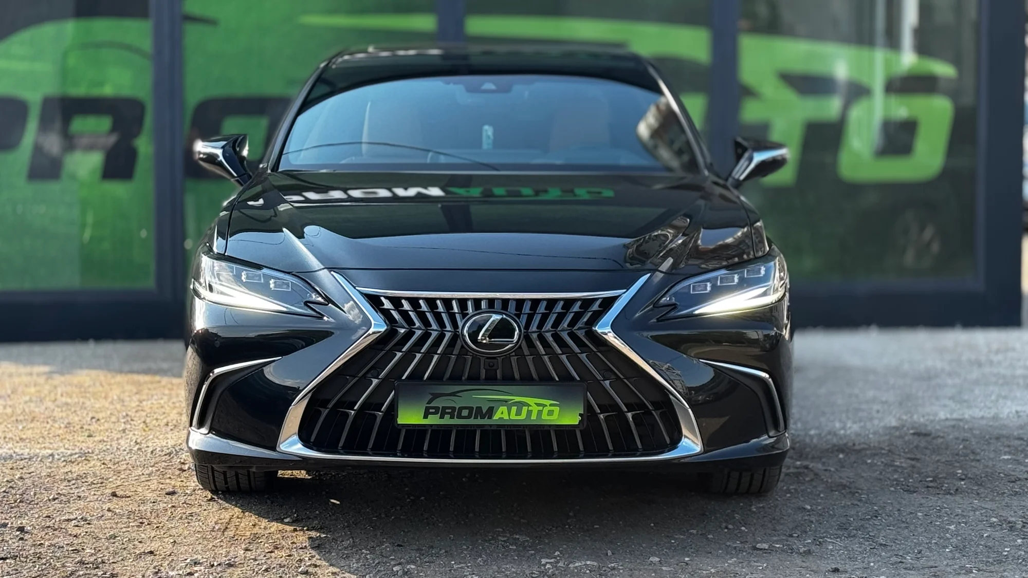 Lexus ES