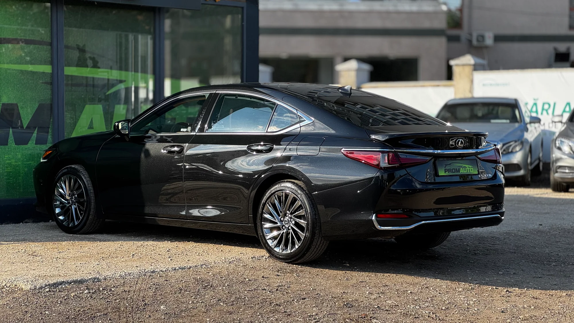 Lexus ES