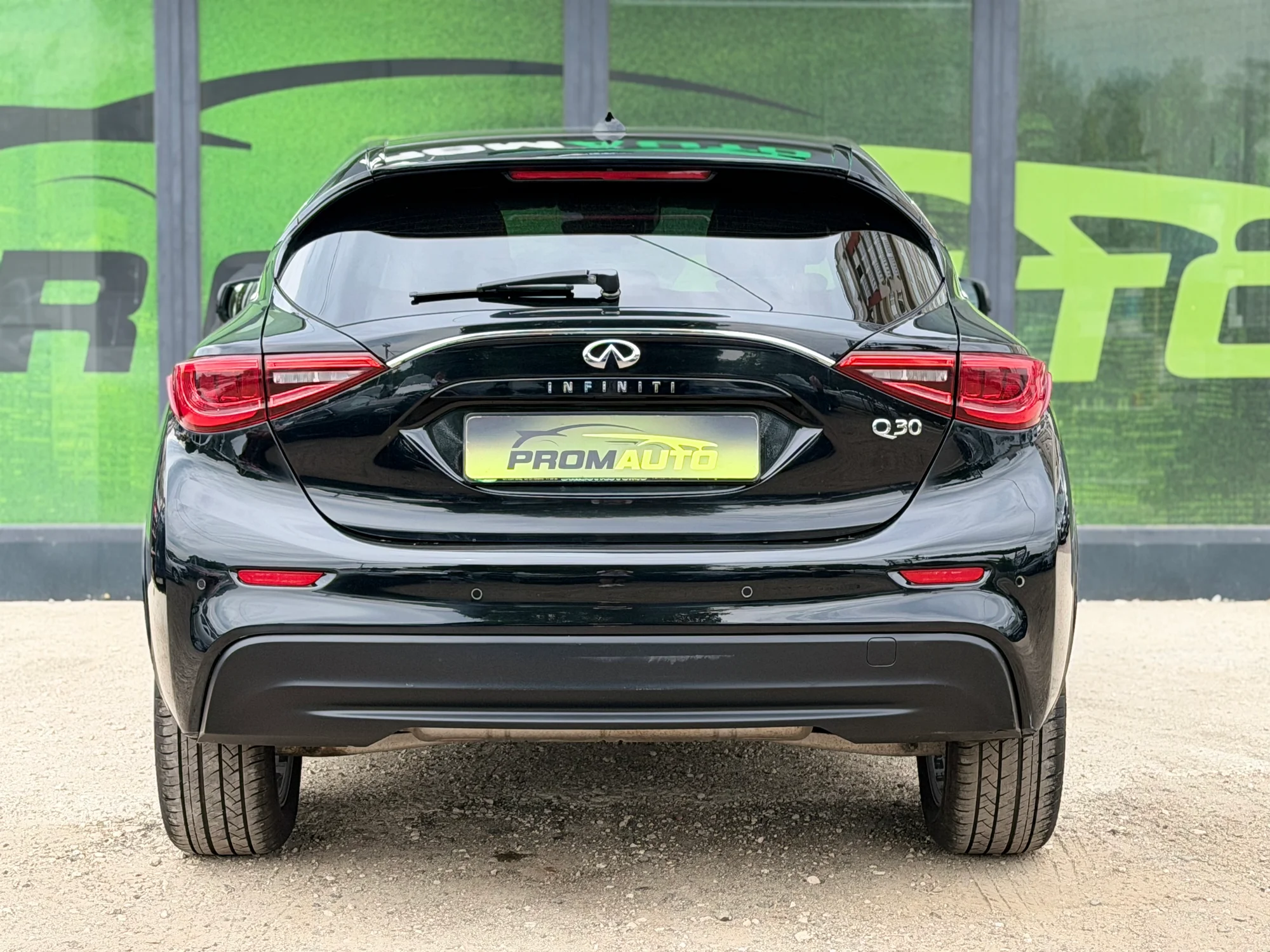 Infiniti QX30