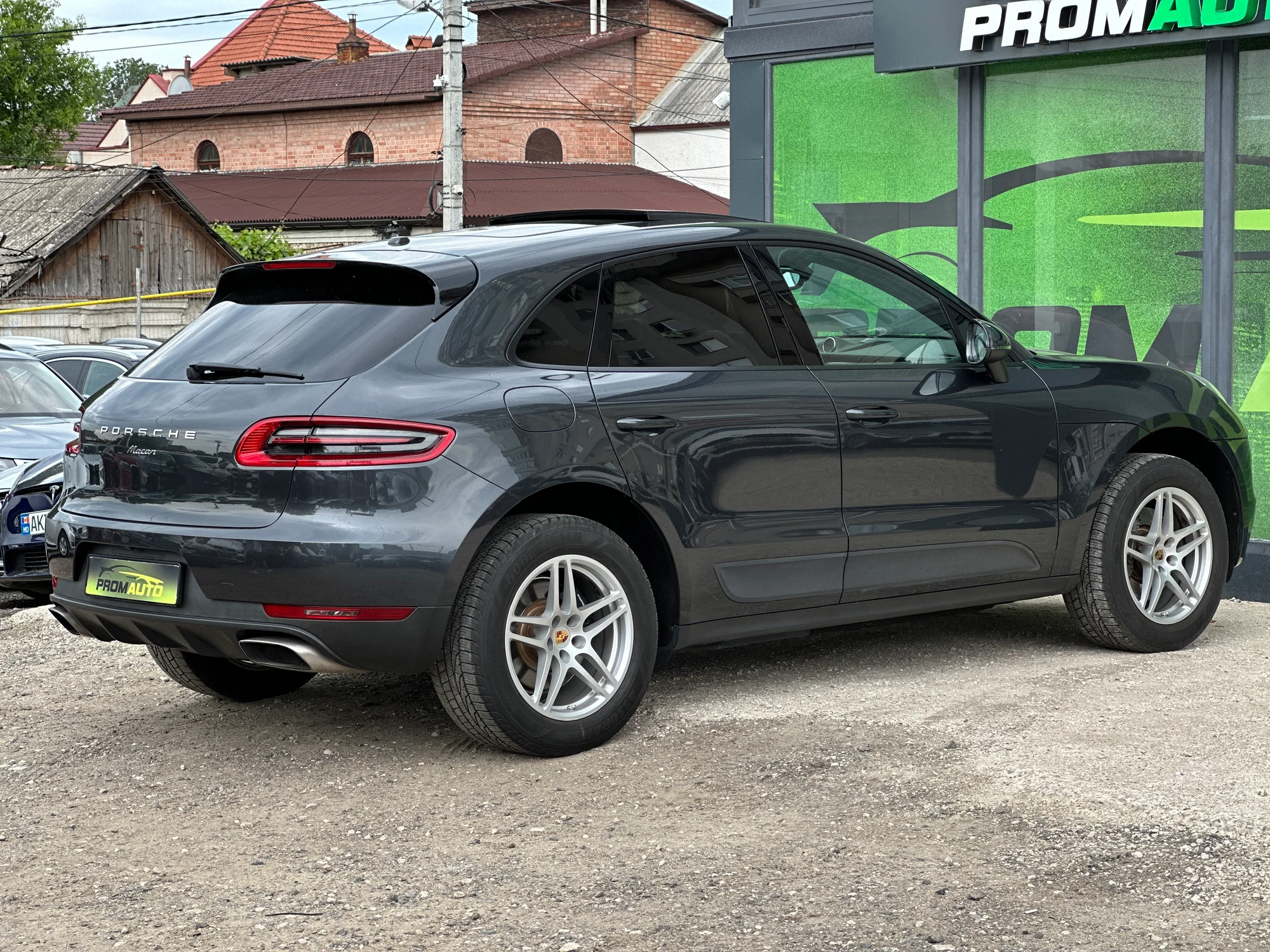 Porsche Macan