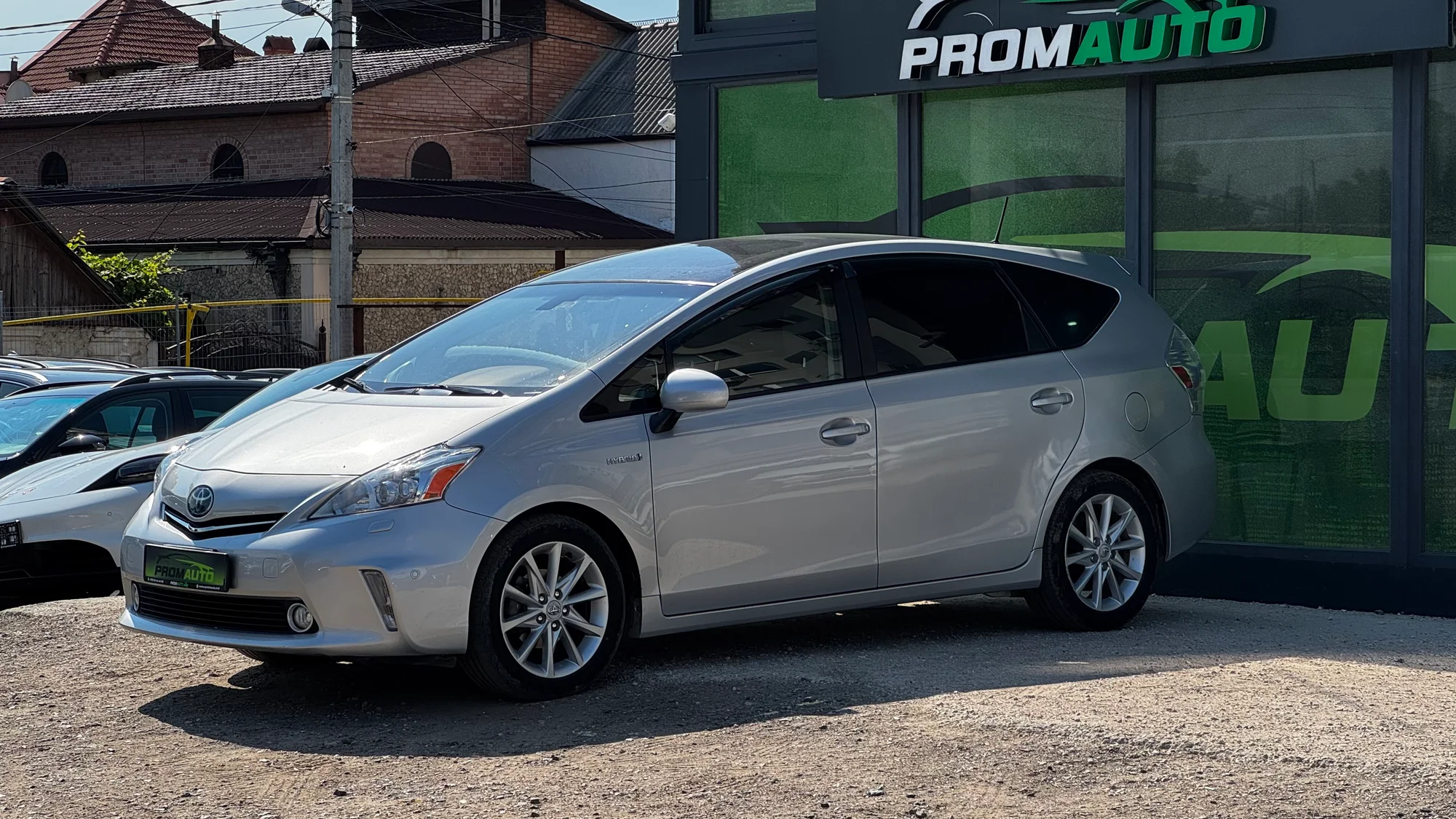 Toyota Prius V