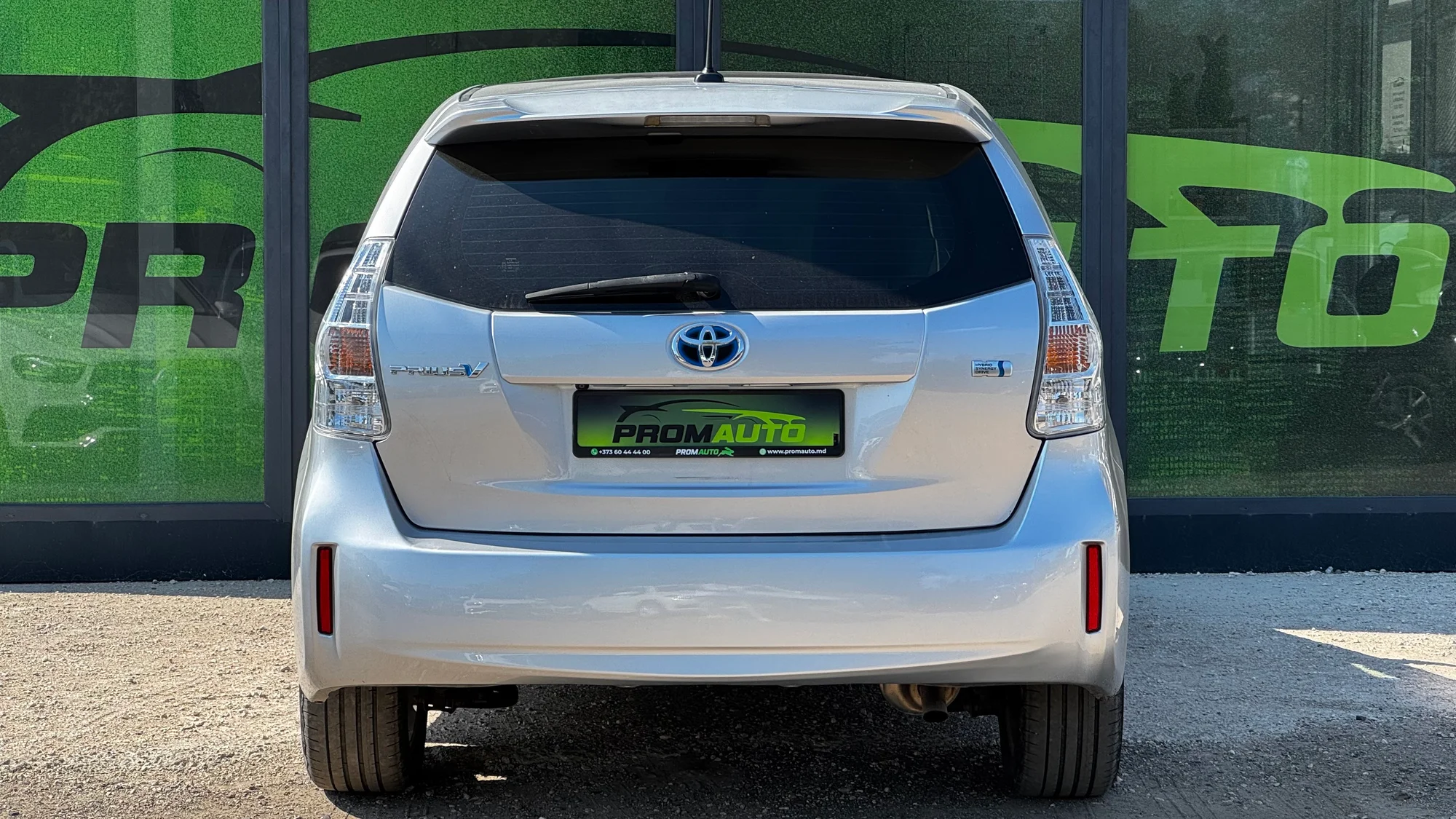 Toyota Prius V