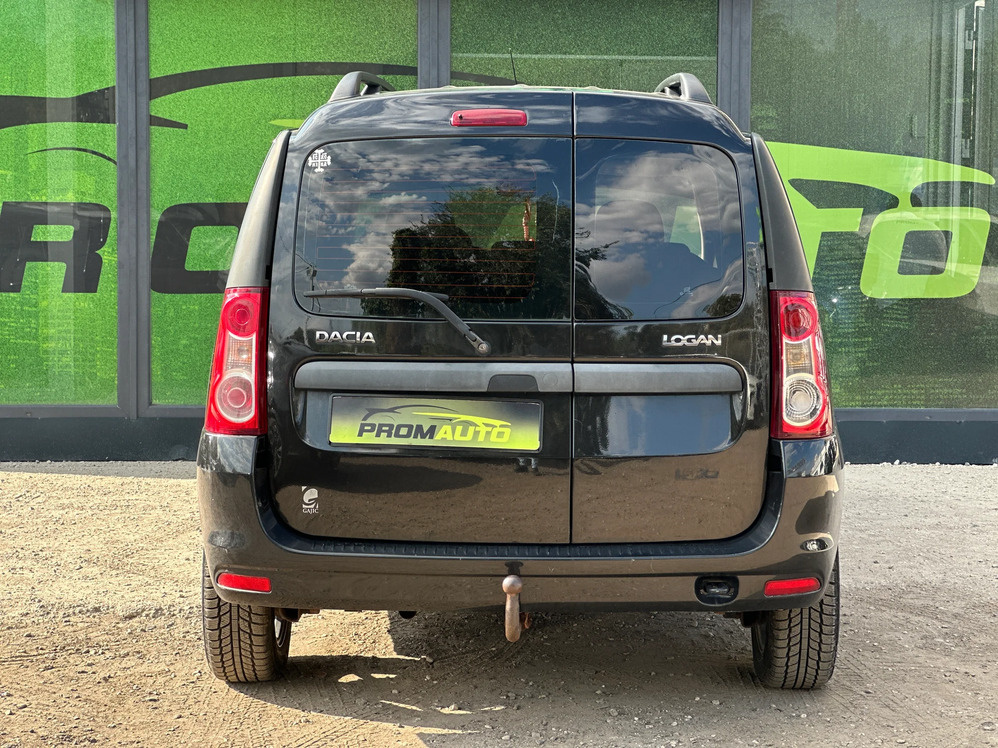 Dacia Logan
